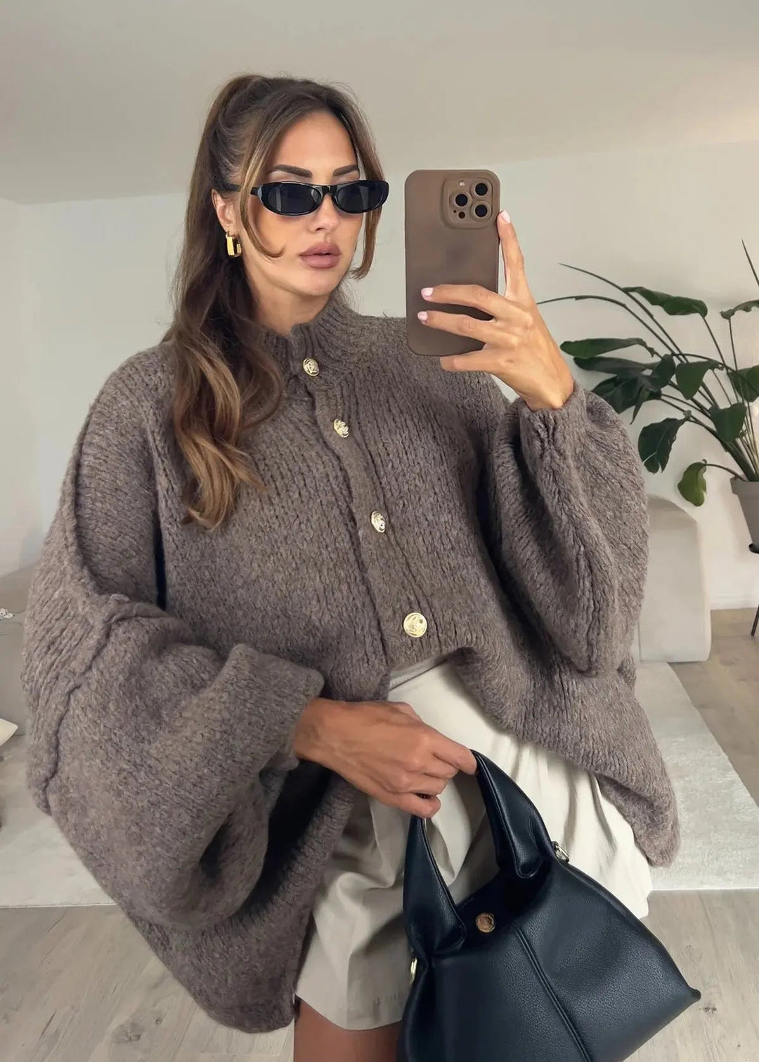 Oversize Damen Cardigan aus weicher Wollmischung - Miraee Paris
