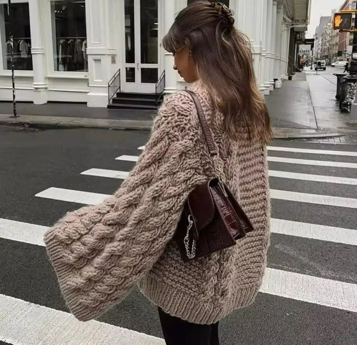 Oversize women's knitted sweater – chunky knit with cable pattern & wide sleeves - Miraee Paris