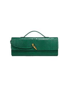 MIRAEE-UNIFORM-2026 | SERENA – Edle Baguette Bag in exotischer Python-Optik – Emerald Green – freigestellte Produktansicht auf weißem Hintergrund