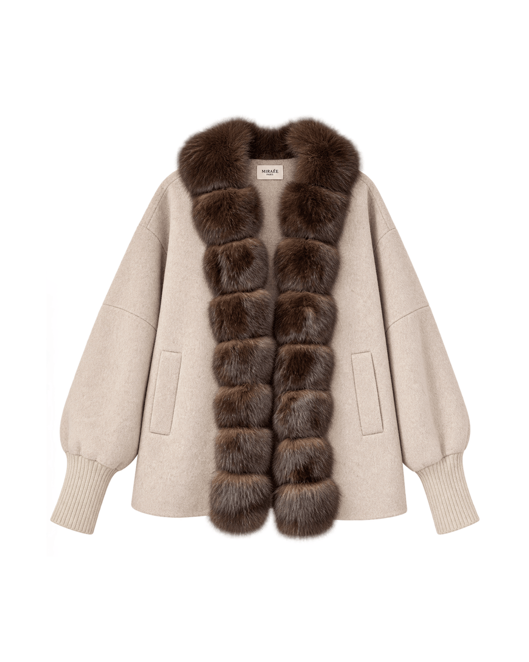 MIRAEE-UNIFORM-2026 | SOLÈNE – Jacke mit Kunstpelzbesatz und Rippbündchen – Beige – freigestellte Produktansicht auf weißem Hintergrund