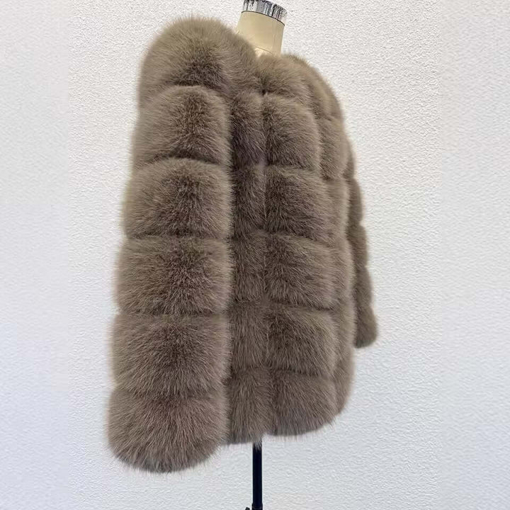 SOPHIE - eleganter Kunstpelzmantel in elegantem Design für Damenmode online kaufen.