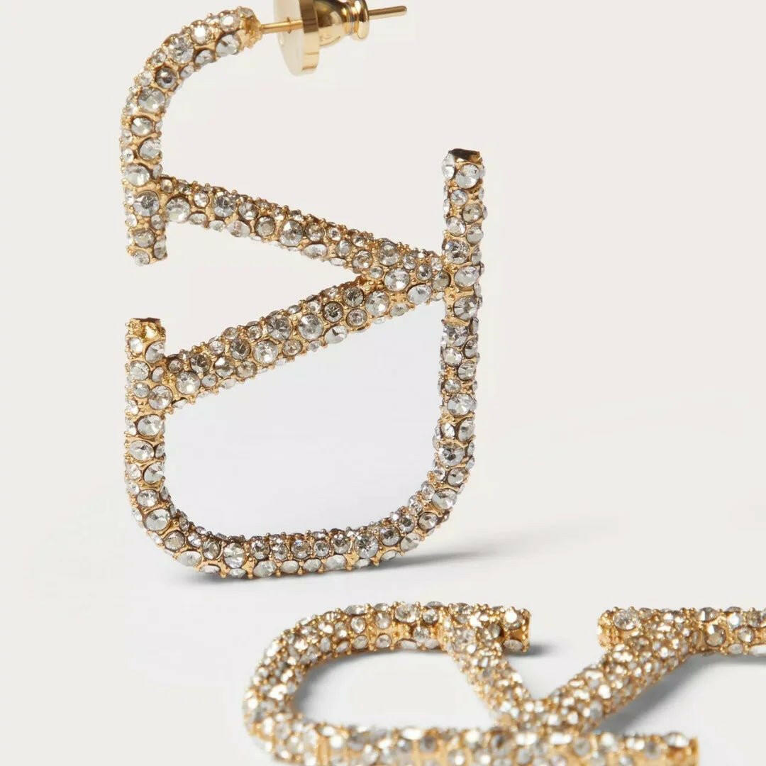 Strass-Ohrringe in Goldoptik | Glitzernde Statement-Ohrstecker.