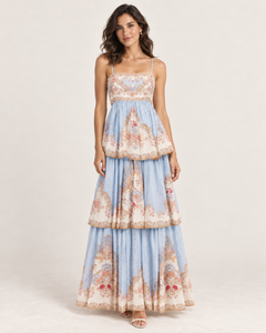 VALENTINE Damenkleid – elegante Passform am Model