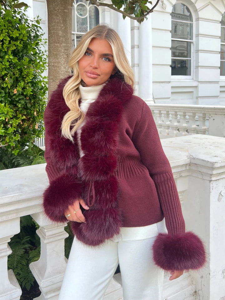 VELORIA – Winter Cardigan mit Kunstpelzkragen - Miraee Paris