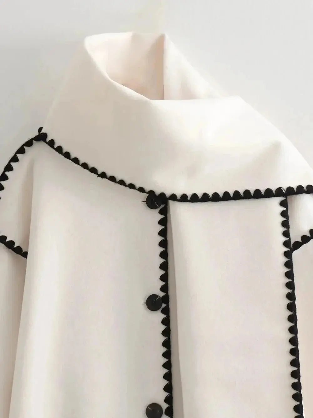 Wool coat with integrated scarf - Miraee Paris